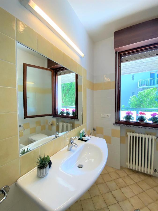 Pineta Aparthotel 2*