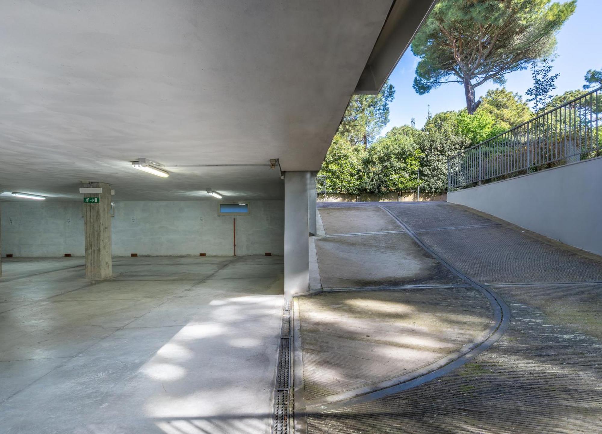 Pineta Aparthotel 2*